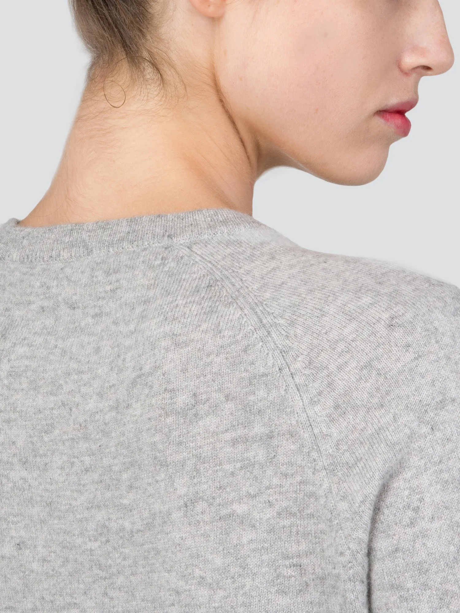 Classic Crew Neck Sweater_CB_Light Grey/Baby Blue